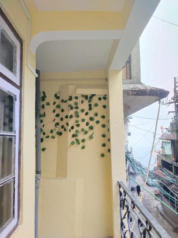 Dukeraj Homestay Νταρτζίλινγκ Εξωτερικό φωτογραφία